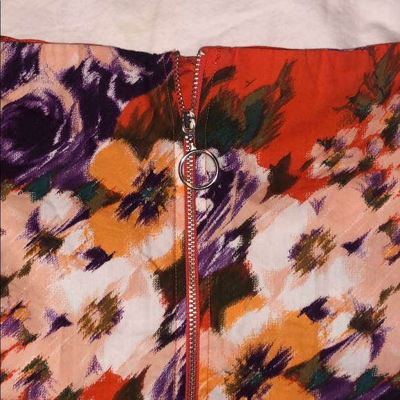 Crop top - Picture 3 of 5